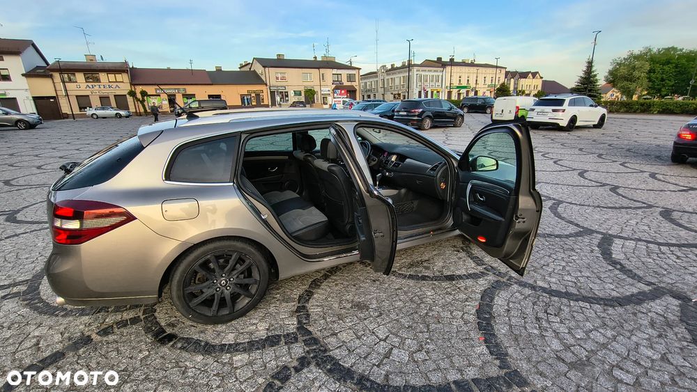 Renault Laguna 2.0 dCi Bose Edition - 31