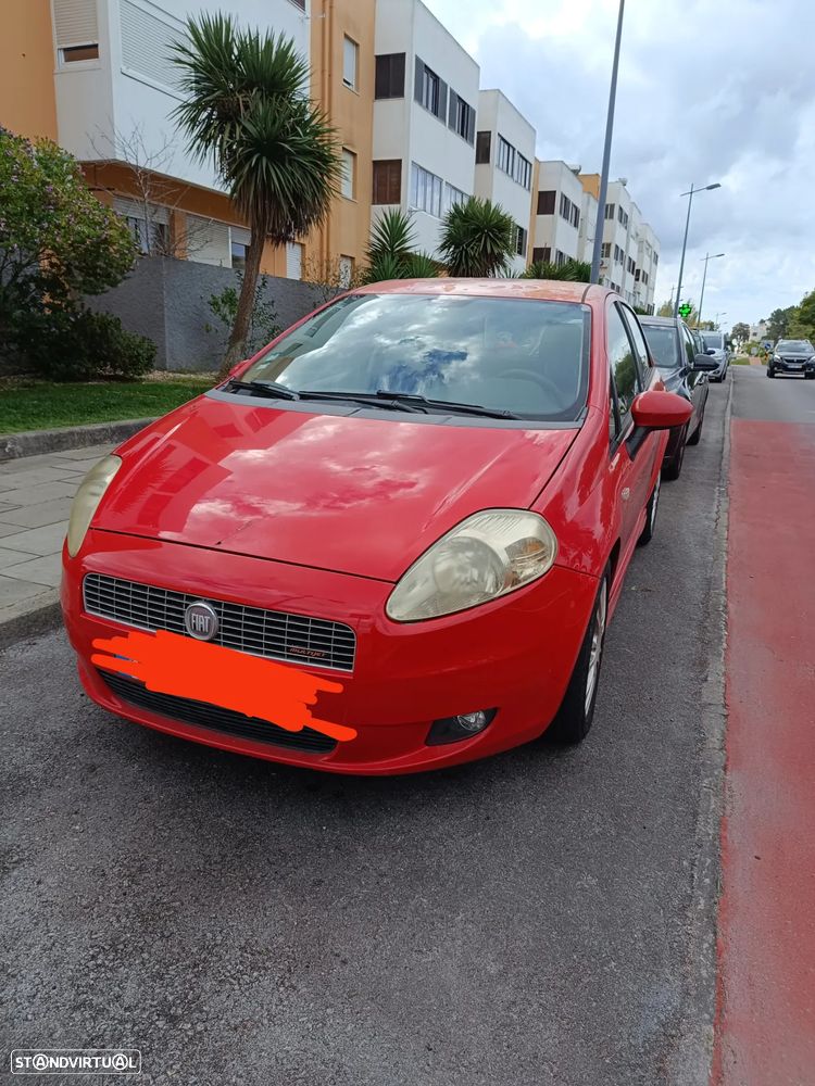 Fiat Grande Punto 1.3 M-Jet Redbull Blue Elements - 1