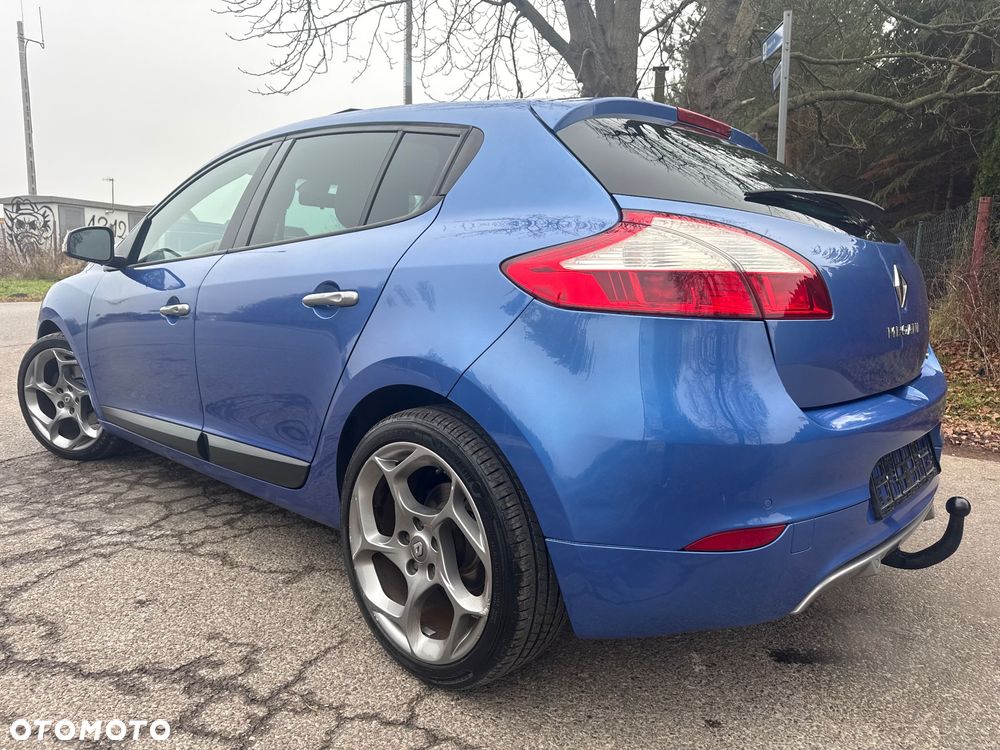 Renault Megane TCe 180 GT - 18