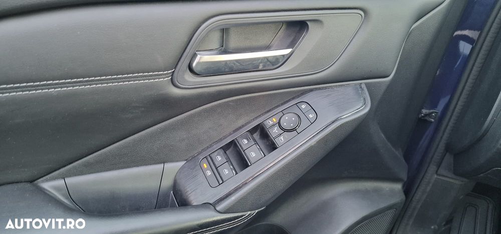 Nissan Qashqai 1.3 l MHEV X-Tronic N-Connecta - 11