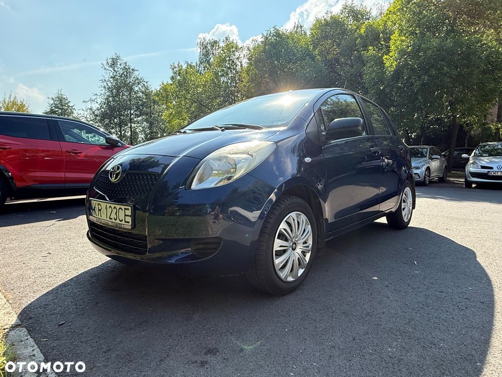 Toyota Yaris 1.3 Terra - 8