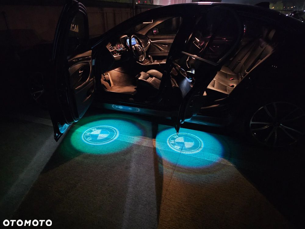 BMW Seria 5 520d xDrive - 9