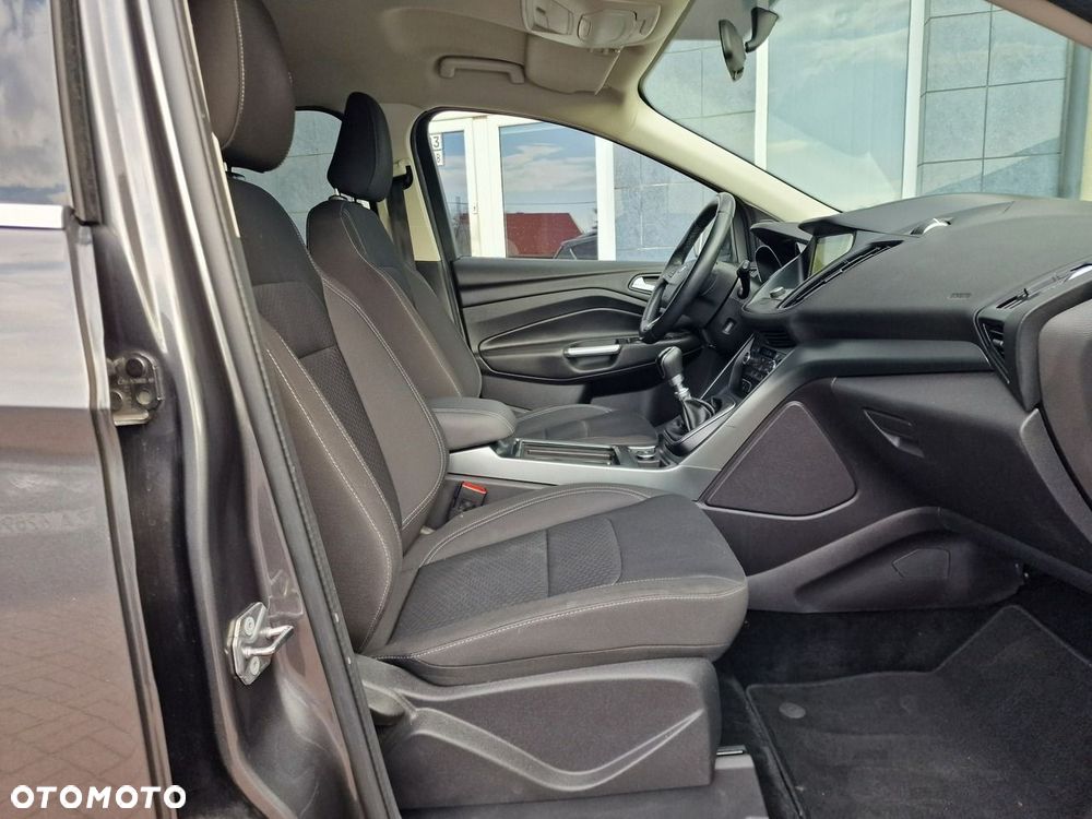 Ford Kuga 1.5 EcoBoost 2x4 Cool & Connect - 23
