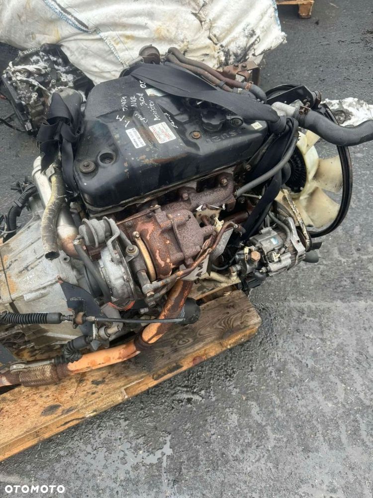 Silnik KOMPLETNY Isuzu Grafter NQR NPR 2.8 td E3 2005 4JB1 Zwykła Pompa - 3