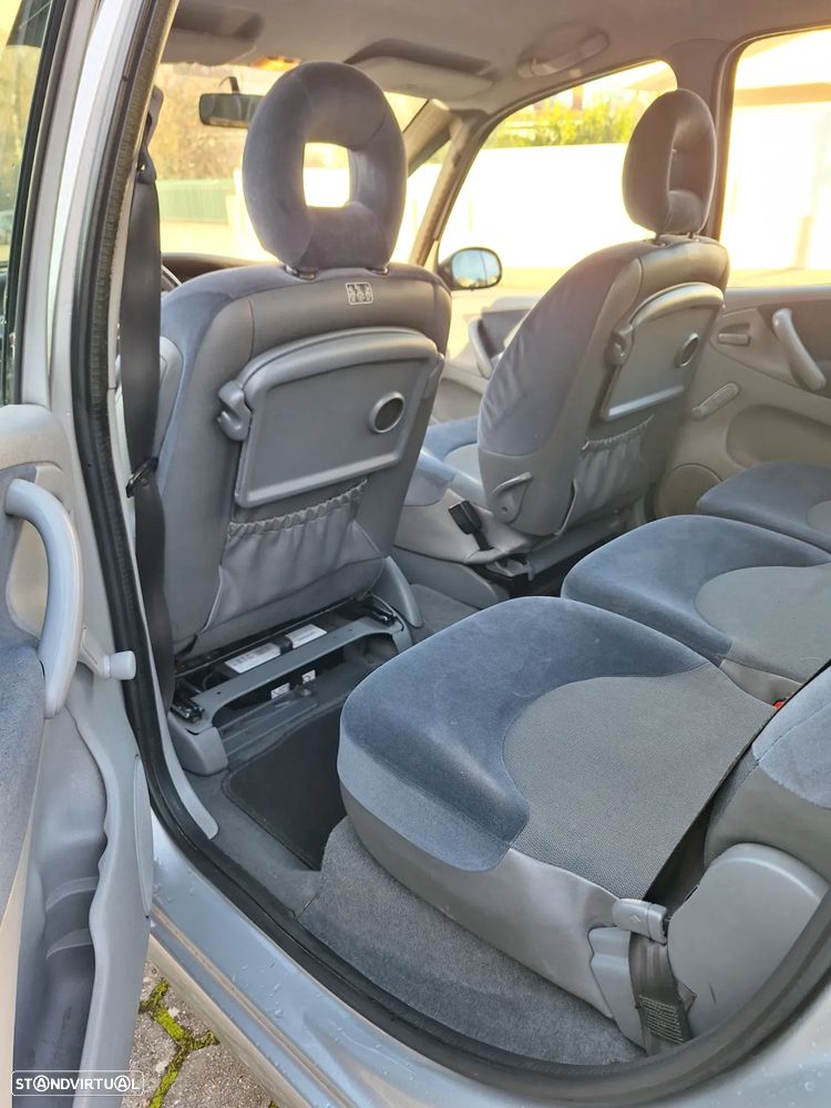 Citroën Xsara Picasso 1.6 HDi Confort - 12