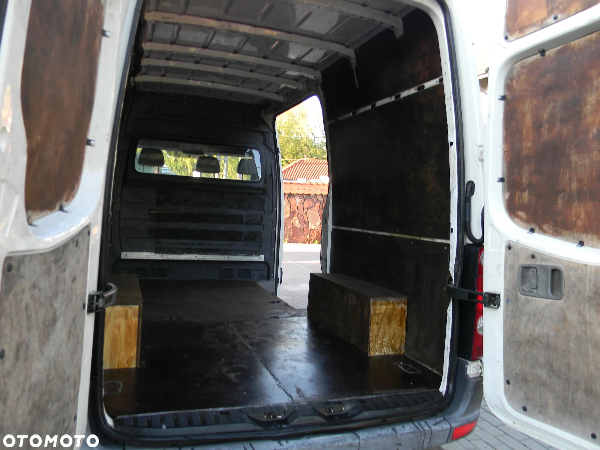 Volkswagen Crafter - 13
