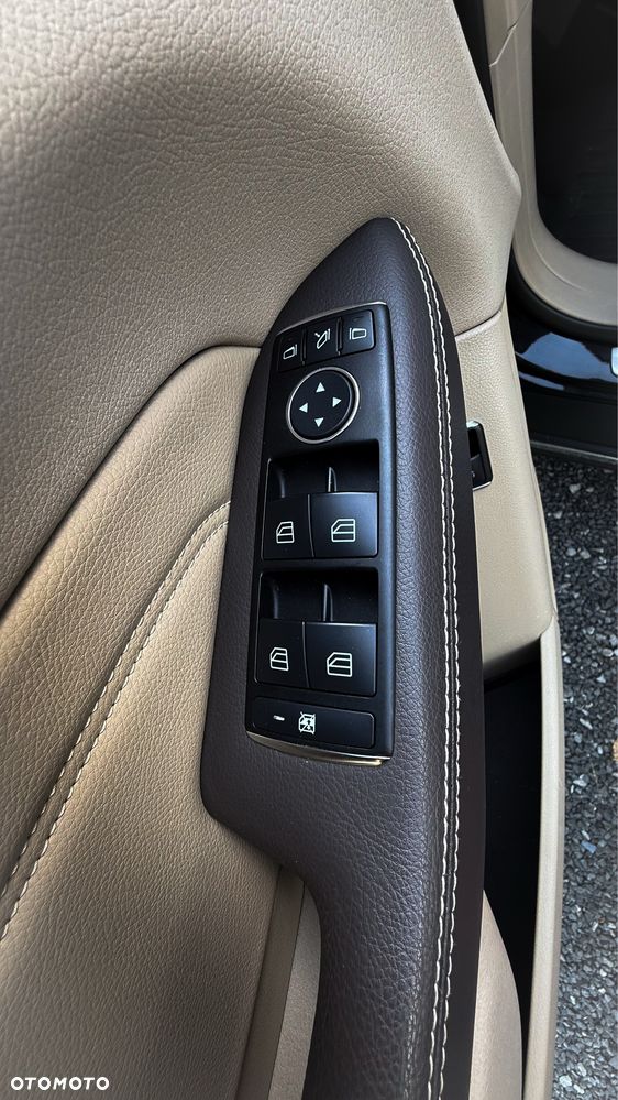 Mercedes-Benz ML - 7