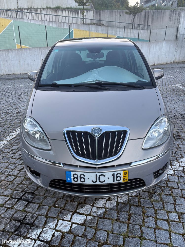 Lancia Musa 1.3 16V M-jet Oro - 1