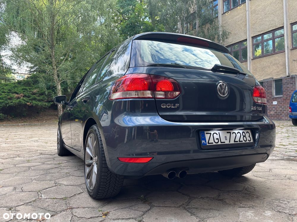 Volkswagen Golf 2.0 TDI Highline - 5