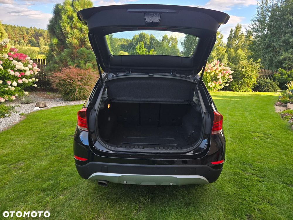 BMW X1 sDrive18d xLine - 11