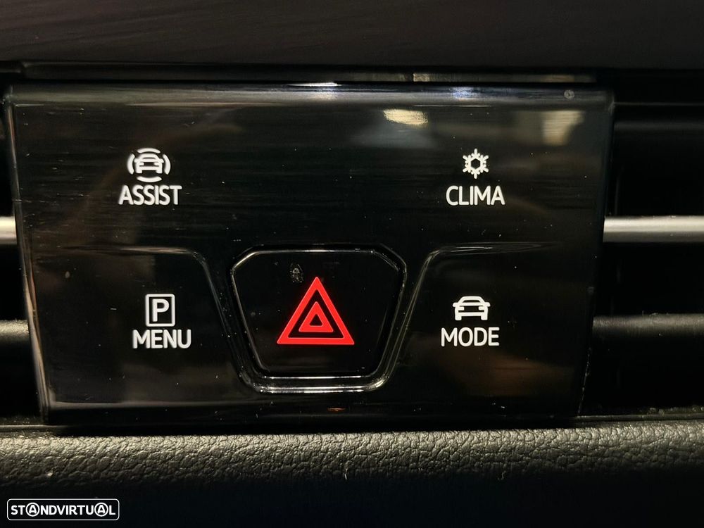 VW Golf 1.4 TSI e-Hybrid DSG - 32