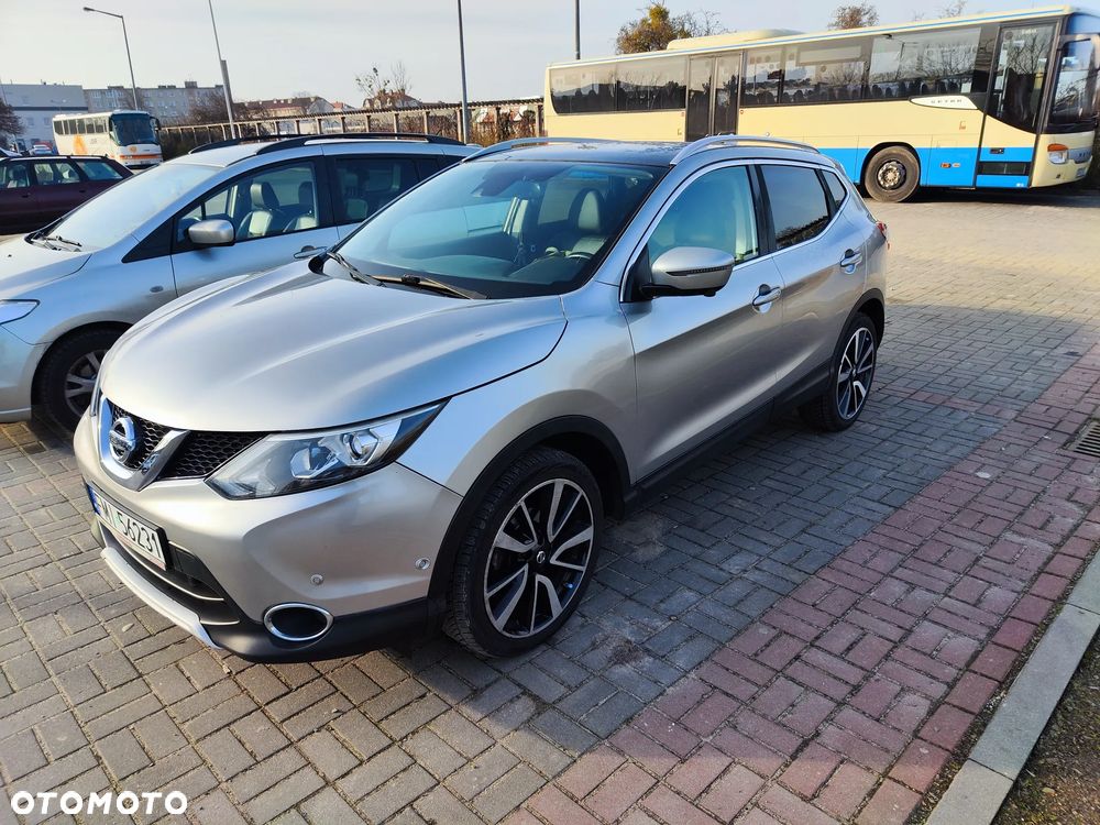 Nissan Qashqai 1.2 DIG-T Tekna Xtronic EU6 - 1