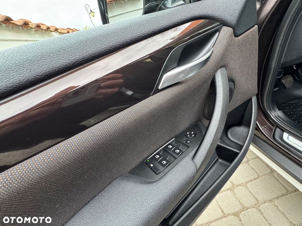 BMW X1 xDrive18d xLine - 19