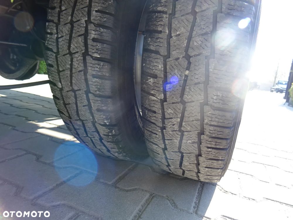 Iveco 35c18 Wywrotka 124 tys km 3,0 HPI 180KM Hak Oryginał Super Stan - 18