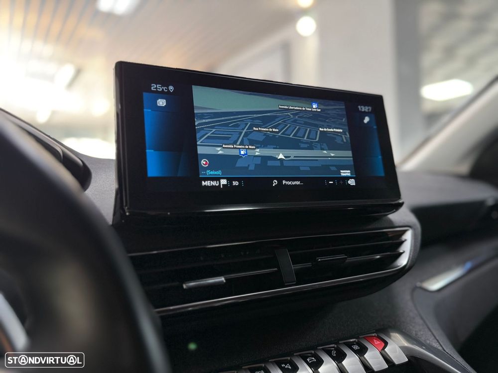 Peugeot 5008 1.5 BlueHDi Allure EAT8 - 22