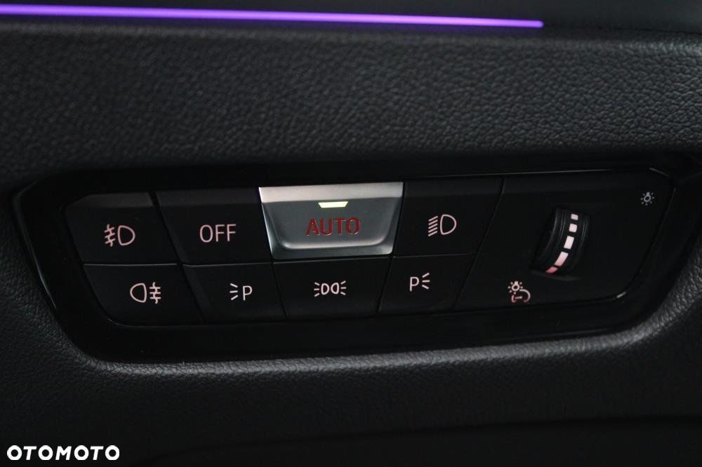 BMW Seria 3 - 15