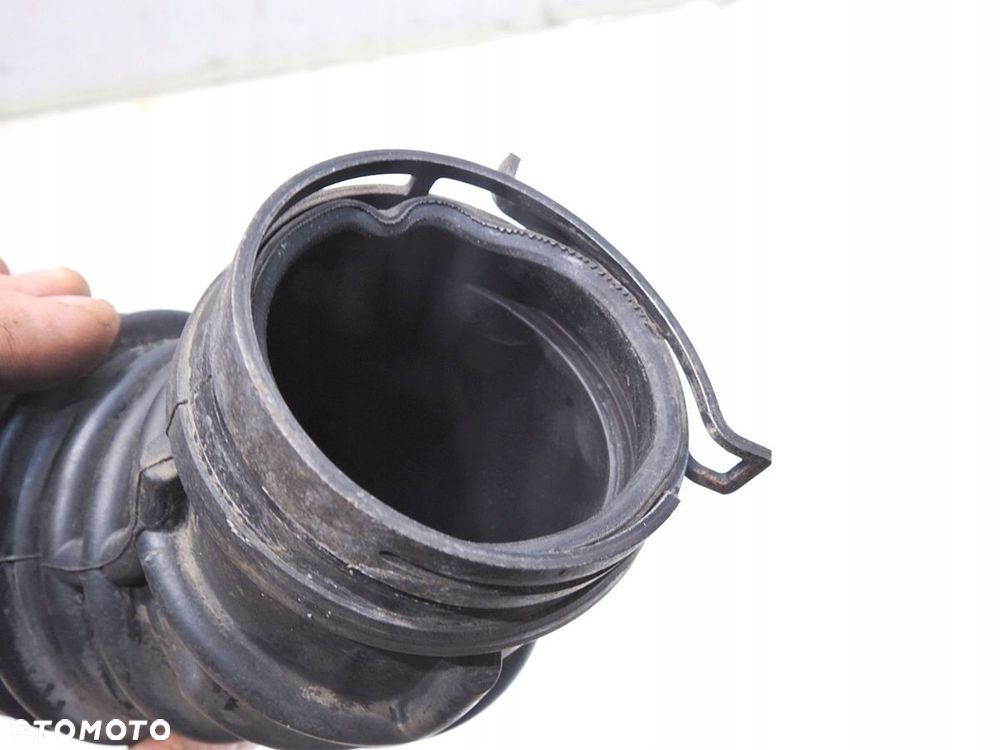 WĄŻ RURA DOLOT POWIETRZA AUDI A4 B7 2.0 TFSI - 3