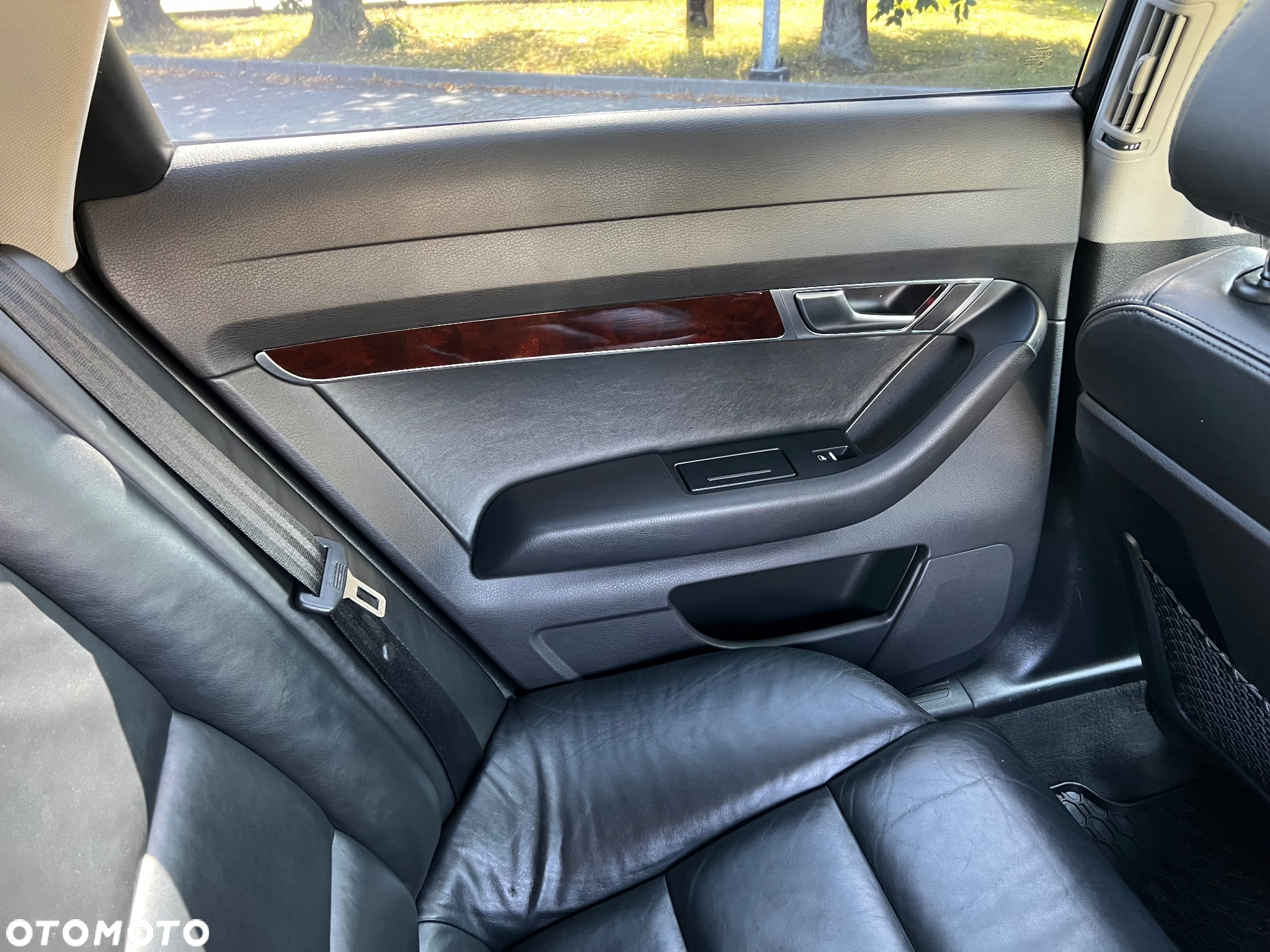 Audi A6 Avant 2.4 multitronic - 37