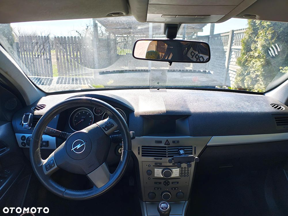 Opel Astra 1.6 - 10