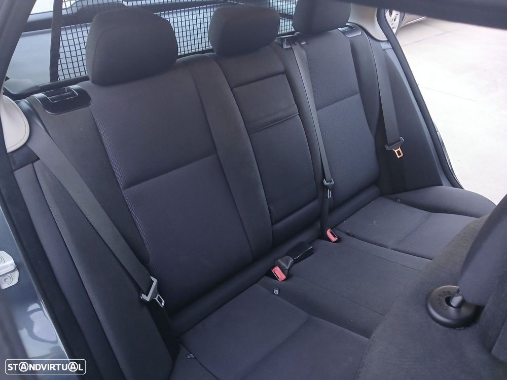 Mercedes-Benz C 200 CDi Elegance BlueEfficiency - 11