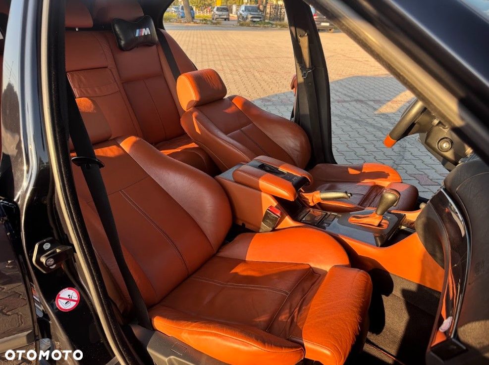 BMW Seria 5 - 33