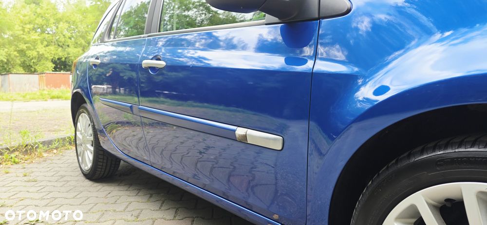 Renault Clio - 33