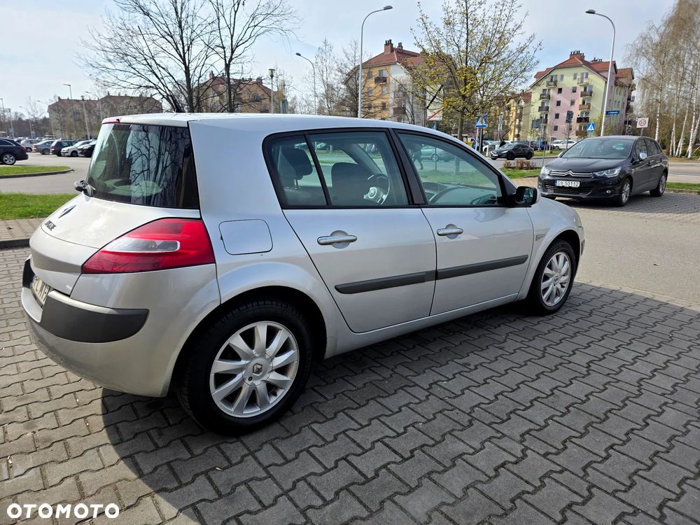 Renault Megane 1.6 16V Air - 4