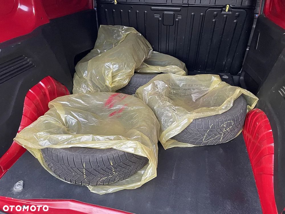 Citroën Berlingo 3 osobowy Salon Polska 2021 rok - 22