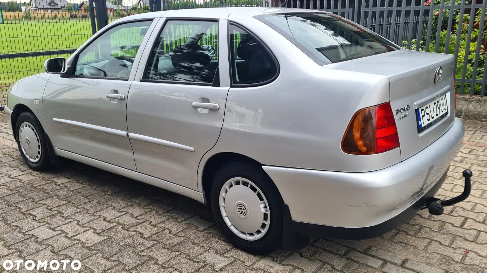 Volkswagen Polo 1.4 Basis - 2