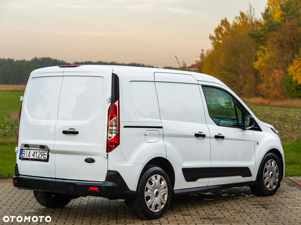 Ford Connect Transit - 16