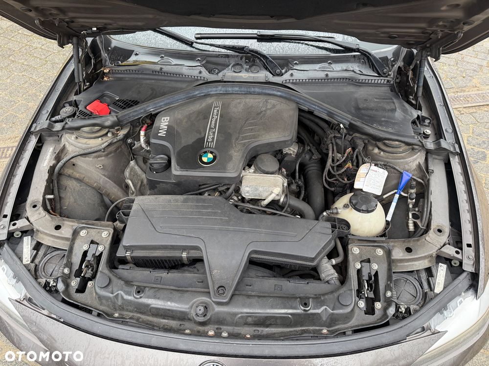 BMW Seria 3 320i xDrive - 8