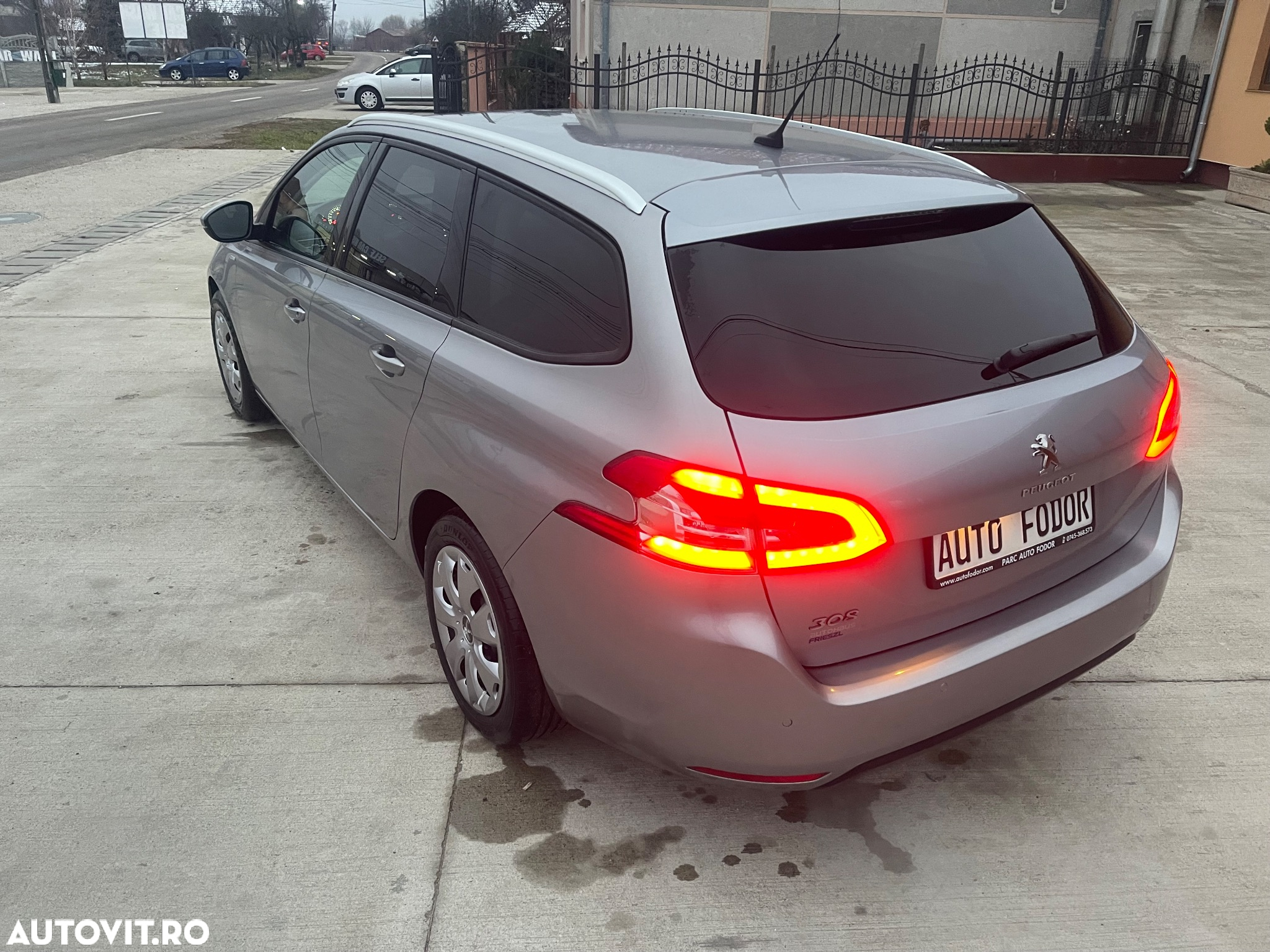 Peugeot 308 BlueHDi FAP 130 Stop & Start Allure Pack - 35