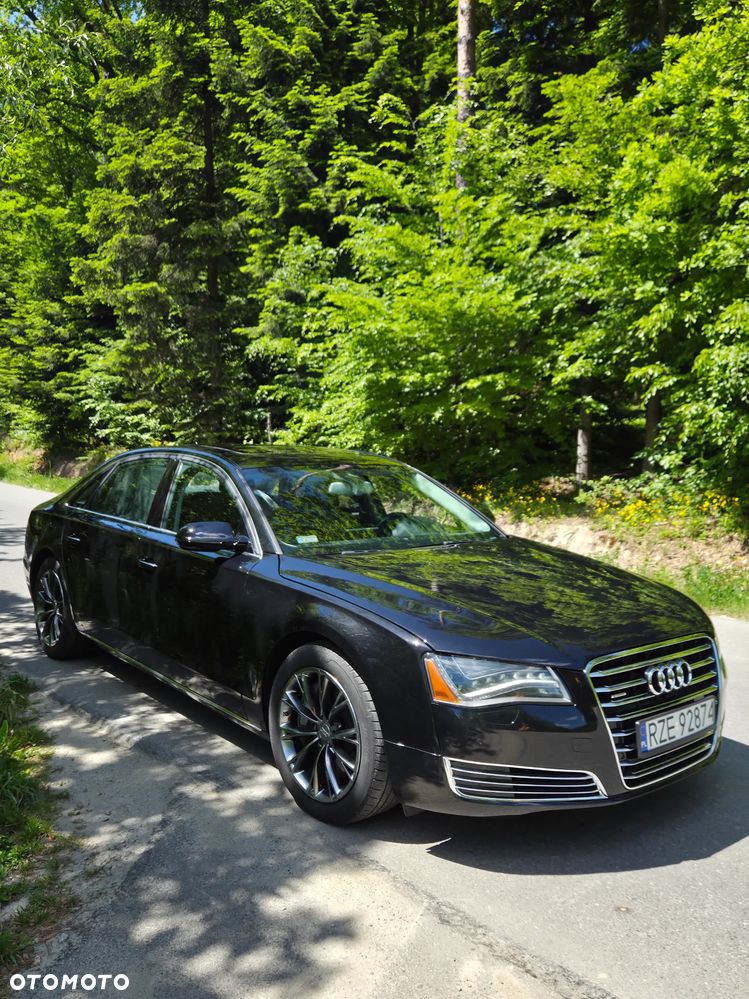 Audi A8 4.2 FSI L Quattro - 1