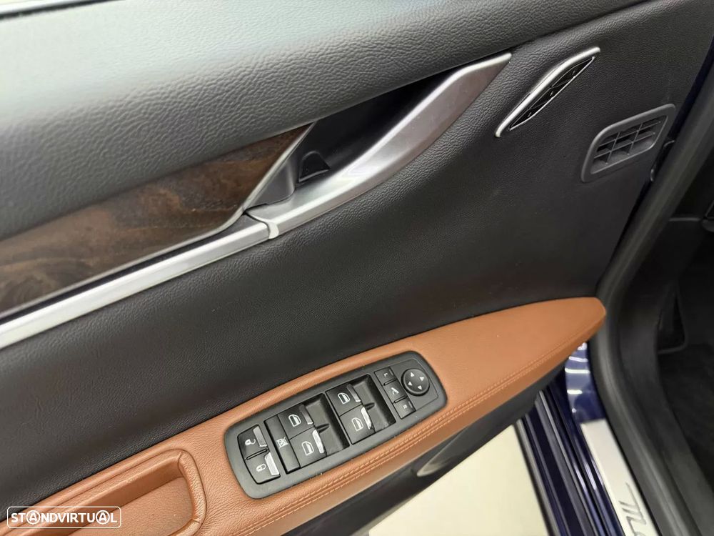 Maserati Ghibli 3.0 V6 GranLusso — fotografia 26