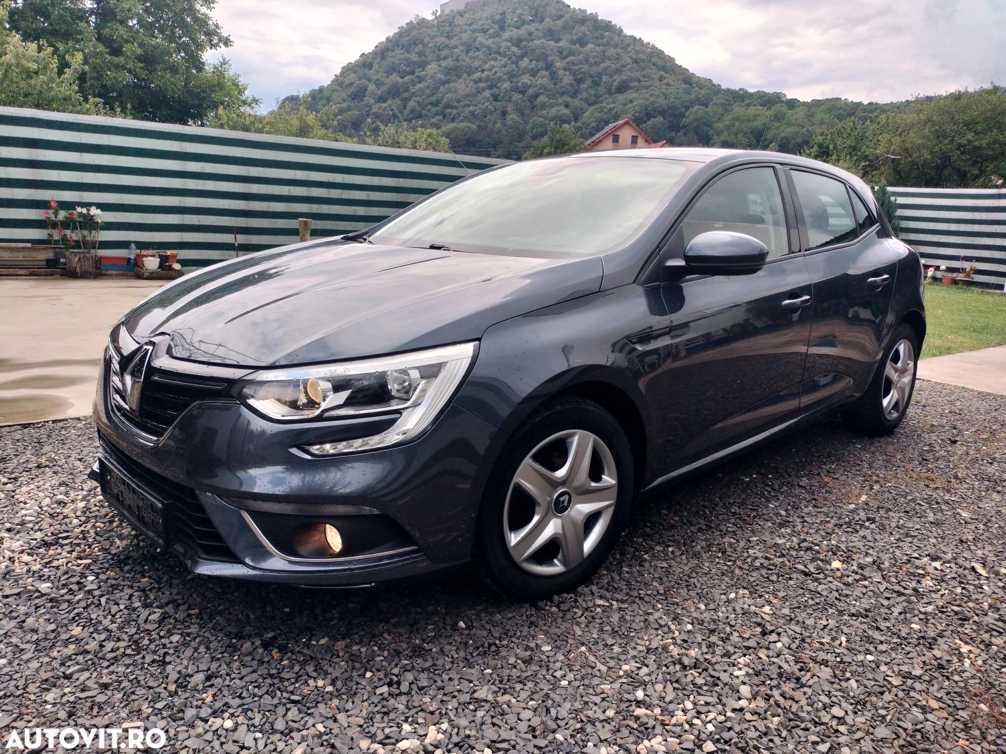Renault Megane - 1