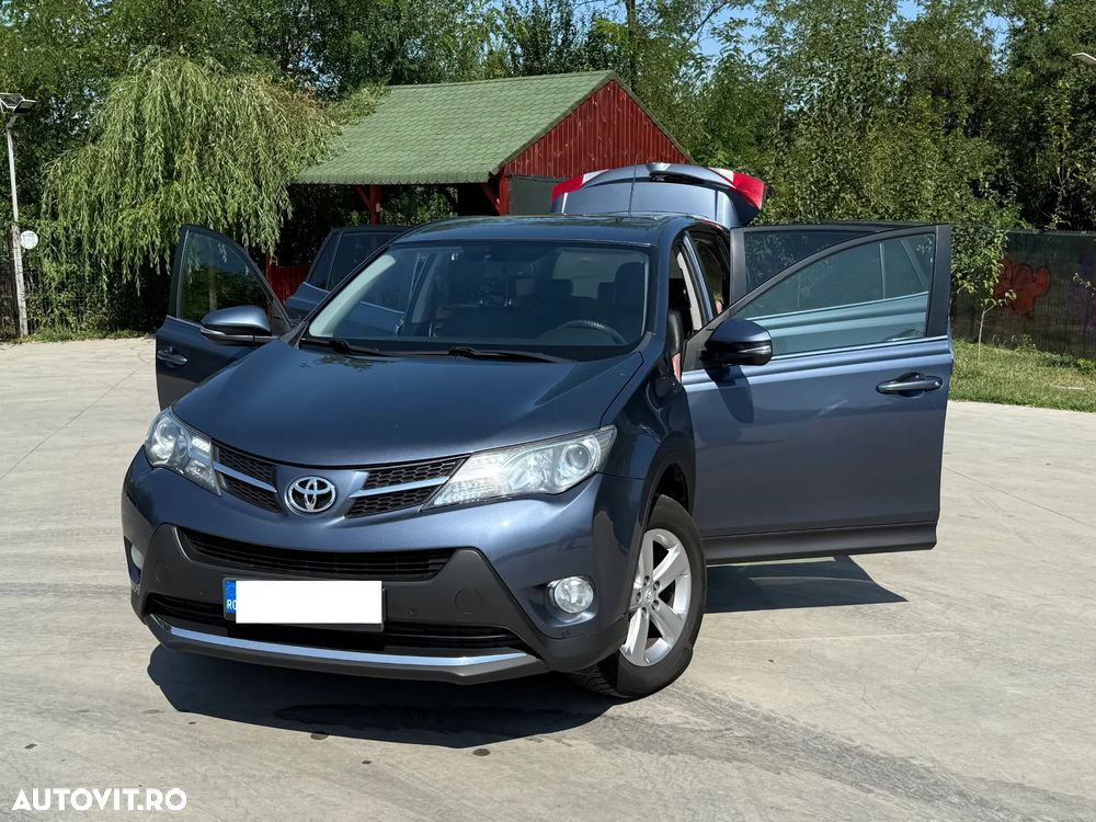 Toyota RAV4 2.2 D-4D 4WD Luxury - 2