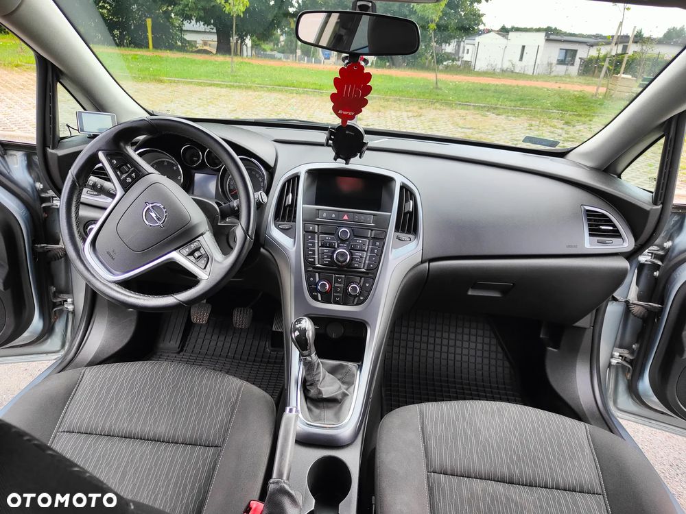 Opel Astra 1.7 CDTI Enjoy - 9