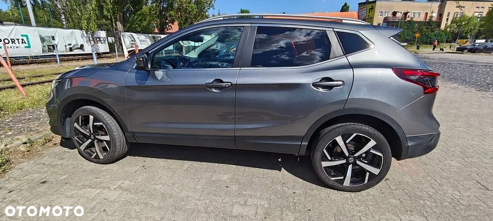 Nissan Qashqai 1.6 DIG-T Tekna+ - 1