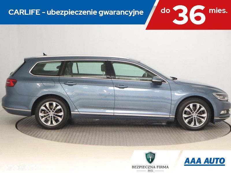 Volkswagen Passat Variant - 8