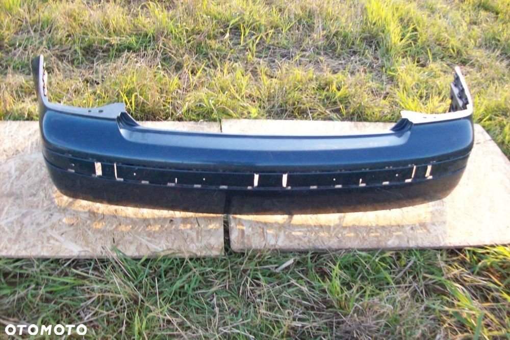 ZDERZAK TYLNY VW BORA SEDAN - 1