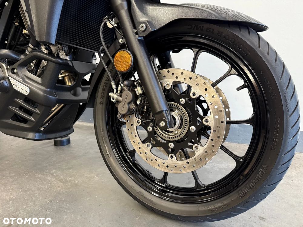 Suzuki V-STROM - 7