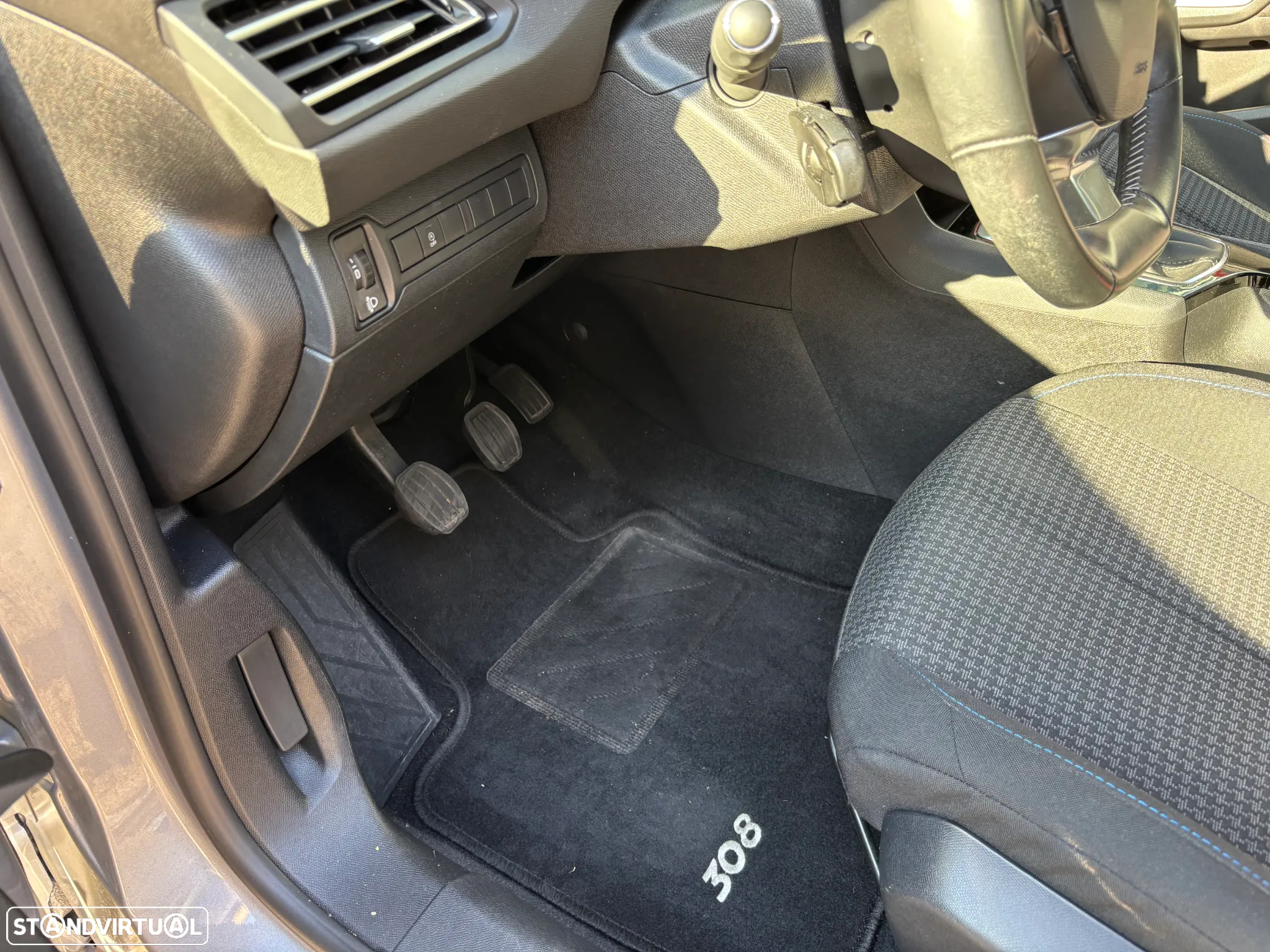 Peugeot 308 - 14