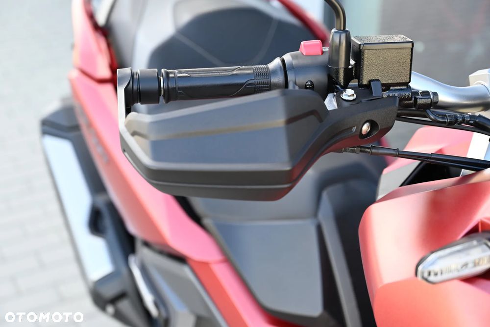 Honda ADV350 - 27