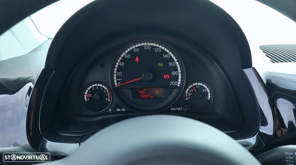 VW Up! 1.0 BMT Move Auto - 25