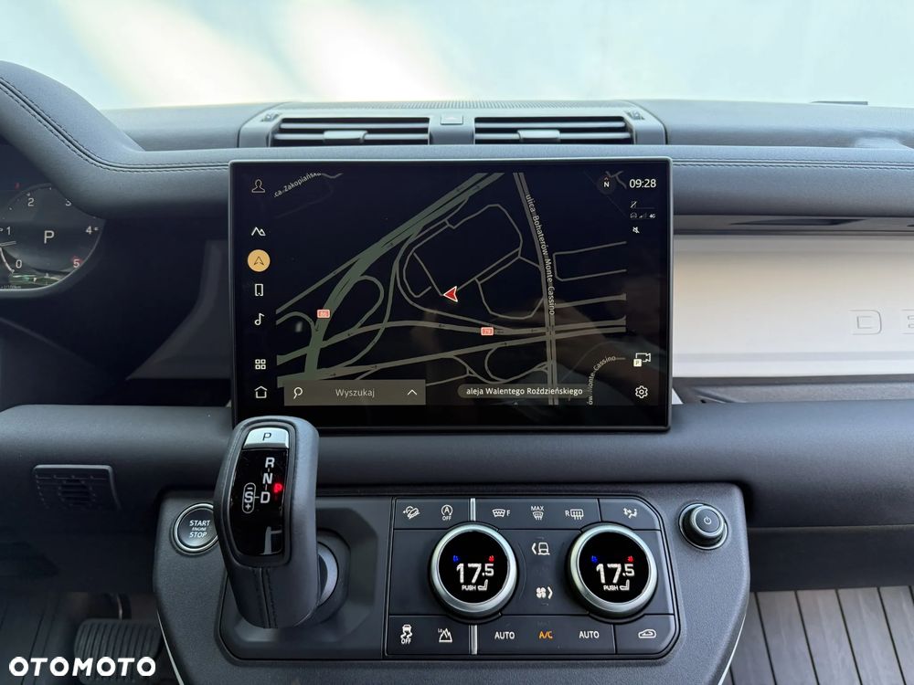 Land Rover Defender 3.0 D250 mHEV S - 12