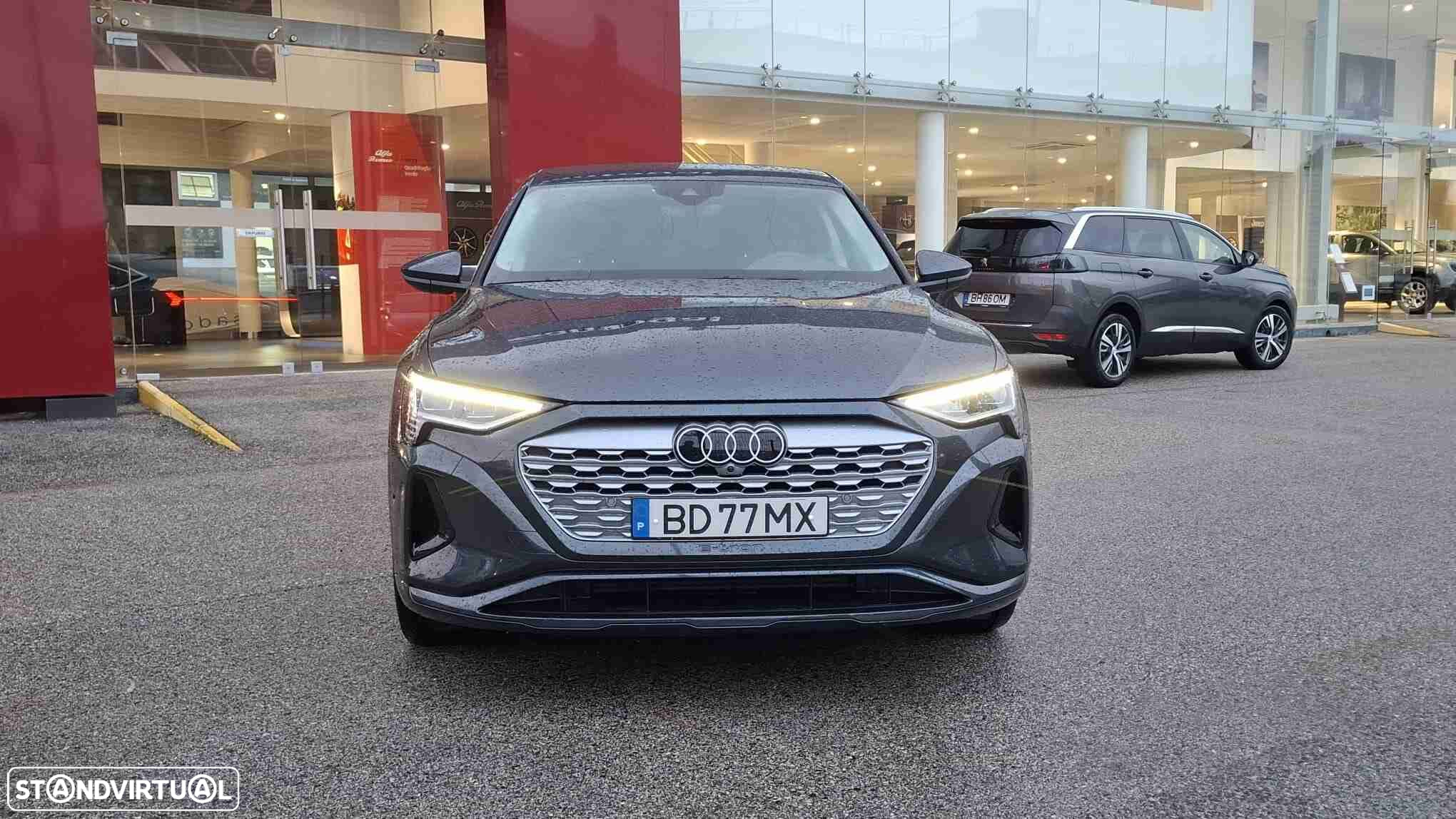 Audi Q8 e-Tron 55 quattro Advanced - 8