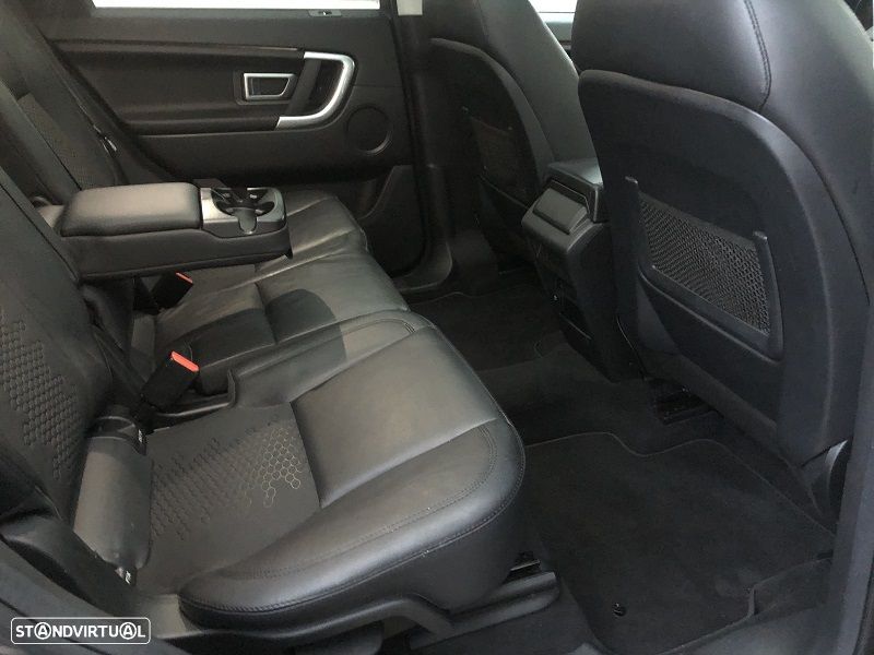 Land Rover Discovery Sport 2.0 eD4 HSE - 22