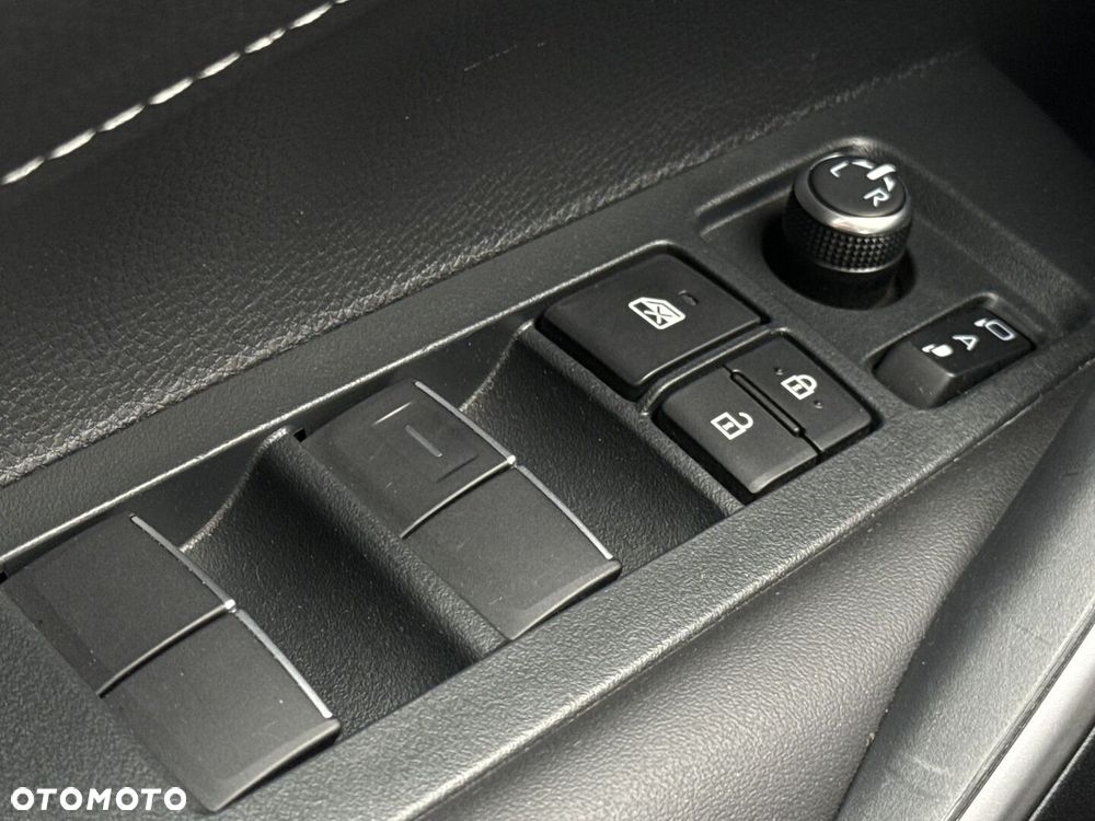 Toyota Corolla - 21