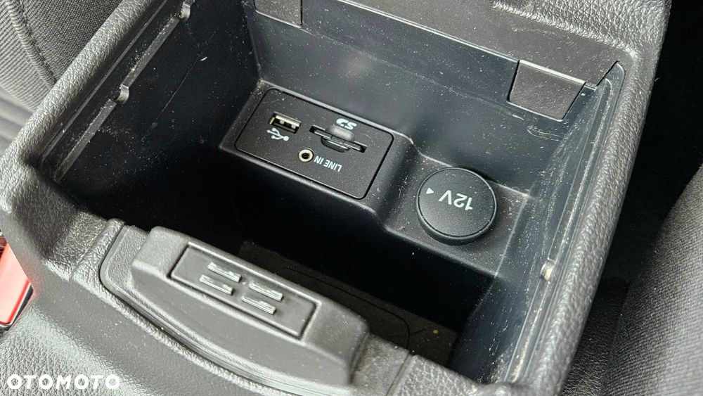 Ford Focus 1.5 EcoBlue Start-Stopp-System TITANIUM - 22