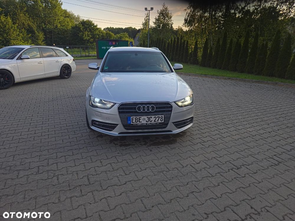 Audi A4 Avant - 1